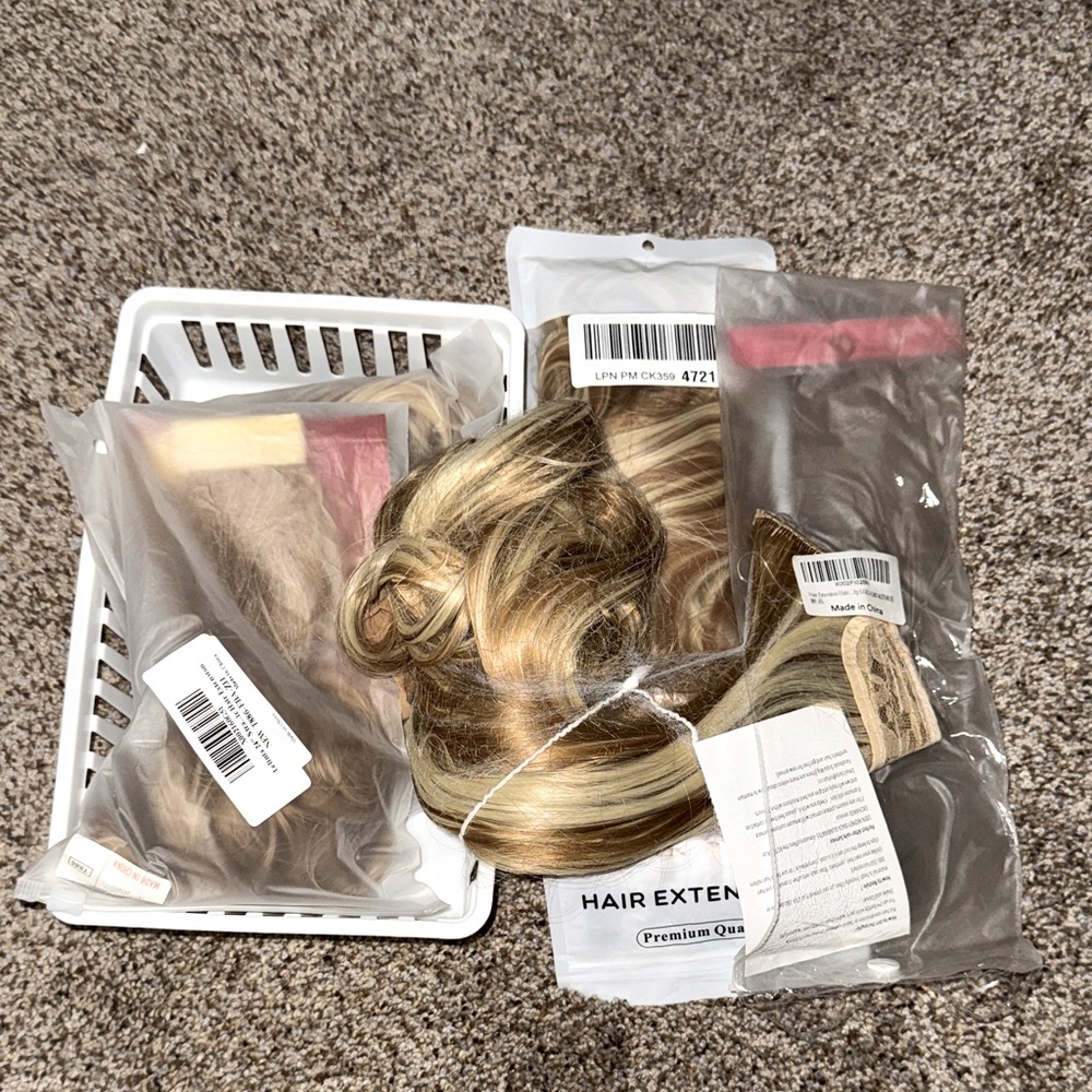 Random blonde hair pieces from Amazon brand new never worn.